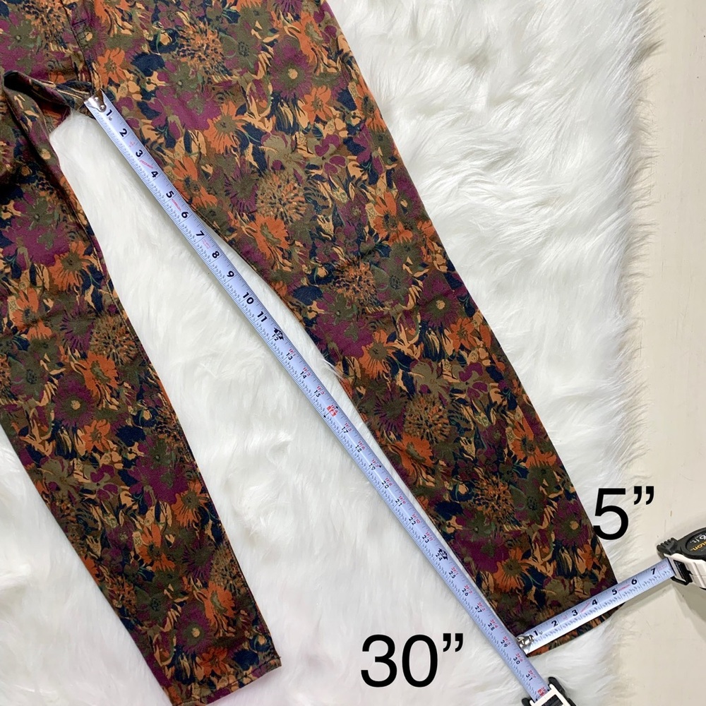 SOLD-7FAM Floral Print Skinny Pants - Picture 6 of 7